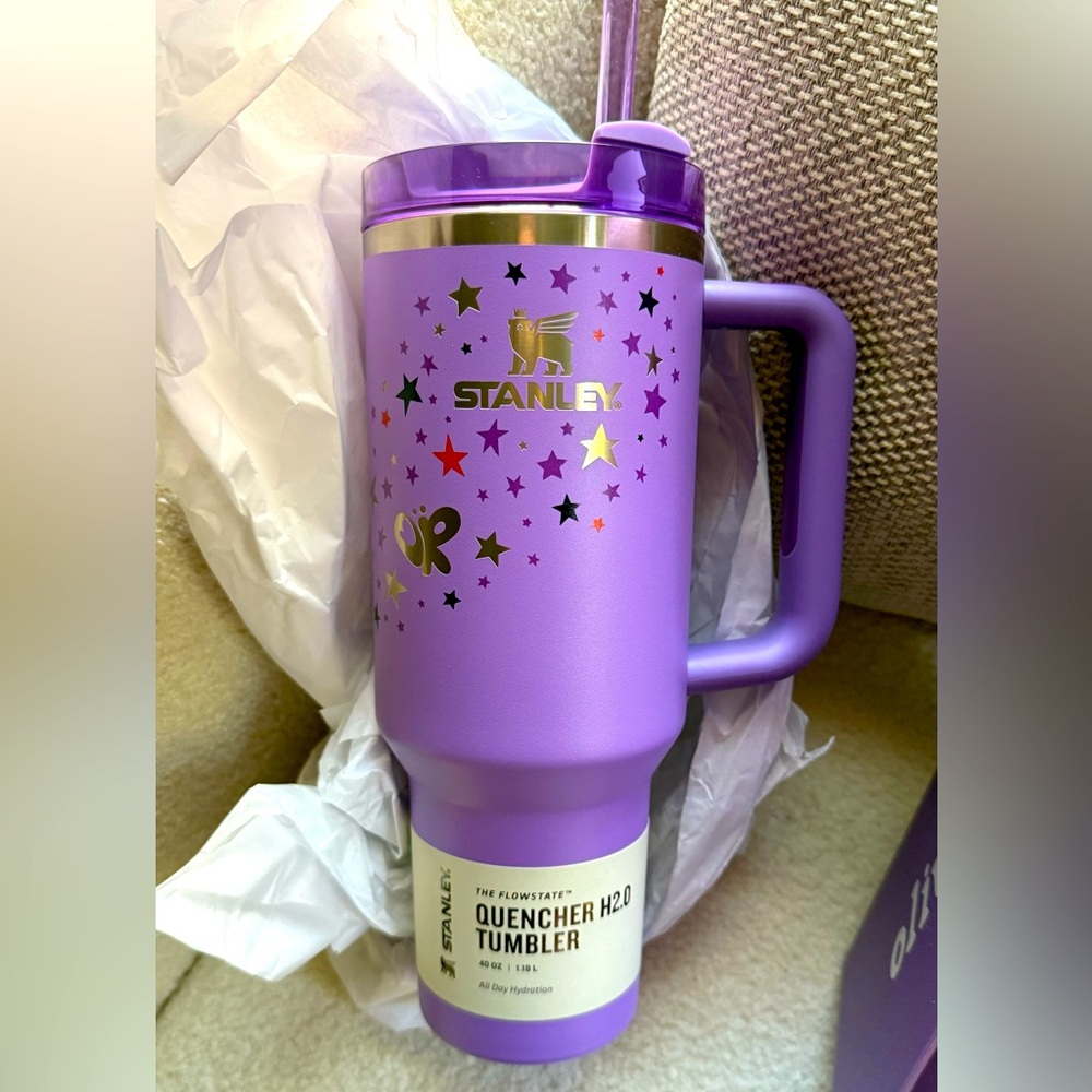 Stanley 40oz Quencher - Olivia Rodrigo limited edition